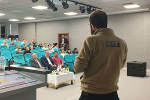 Müfreze Arama Kurtarma Derneği 30 Nisan 2024\\\\\\\'te KTO Konya Karatay Üniversitesi\\\\\\\'nde Afete Hazır Bilinçli Gençler Eğitim Projesi kapsamında, öğrencilere Temel Afet Bilinci Eğitimi\\\\\\\'ni tamamladı. 